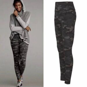 Cabi ATC Legging Side Pockets Gray Camo 3931 Sz S